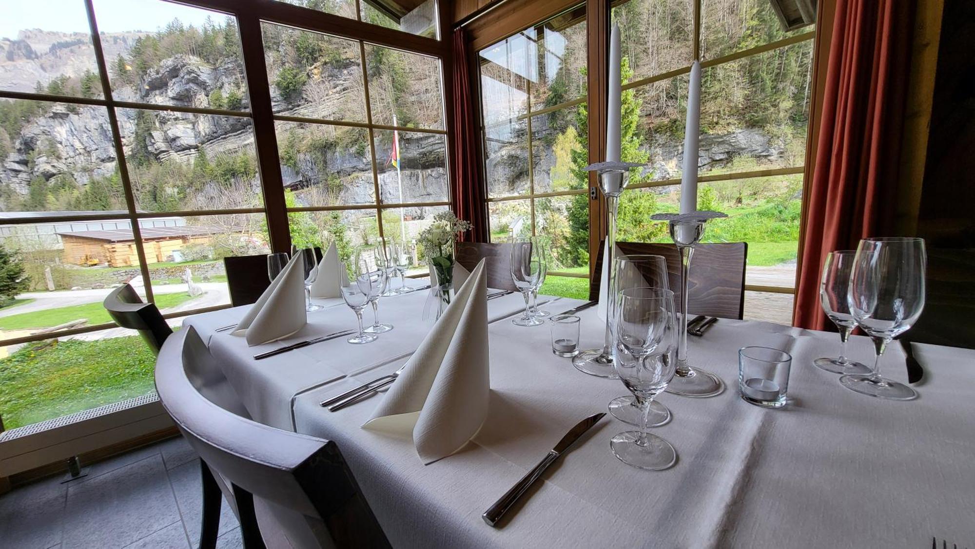 Huettenhotel Husky Muotathal