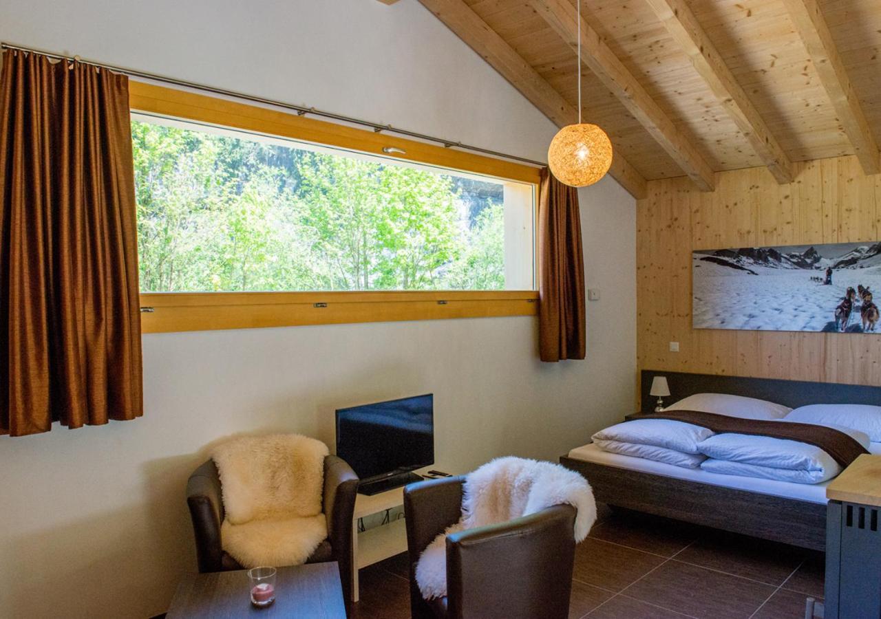 Hüttenhotel Husky Lodge Muotathal