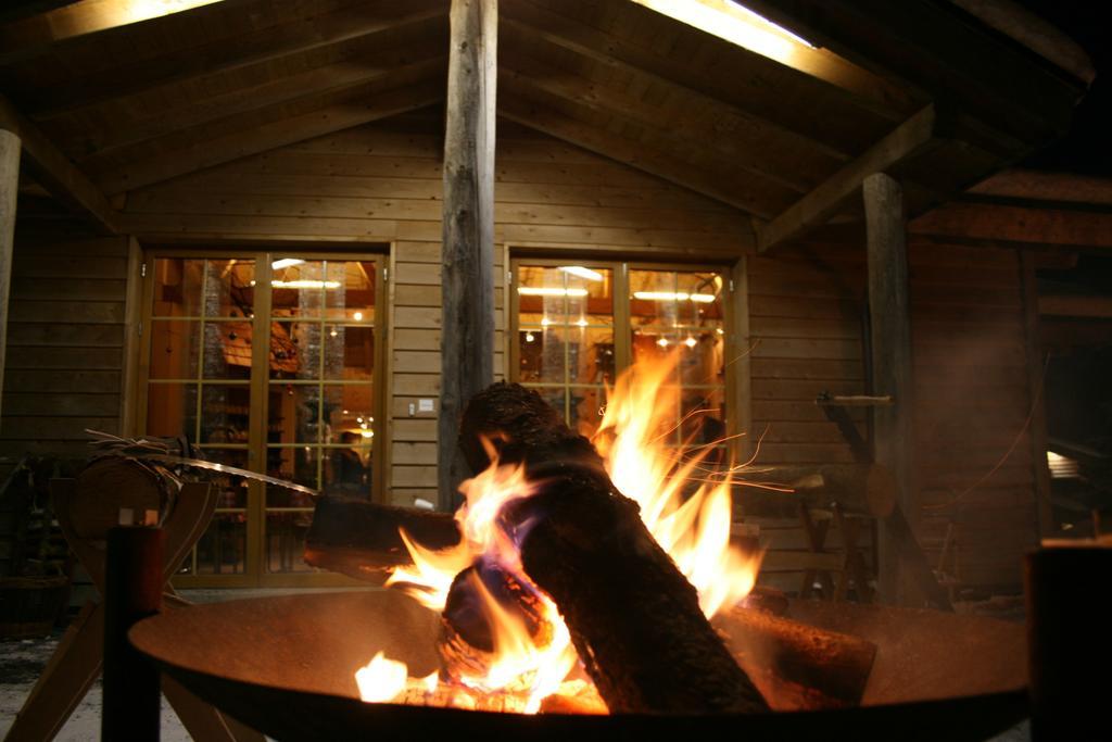 Huettenhotel Husky Muotathal