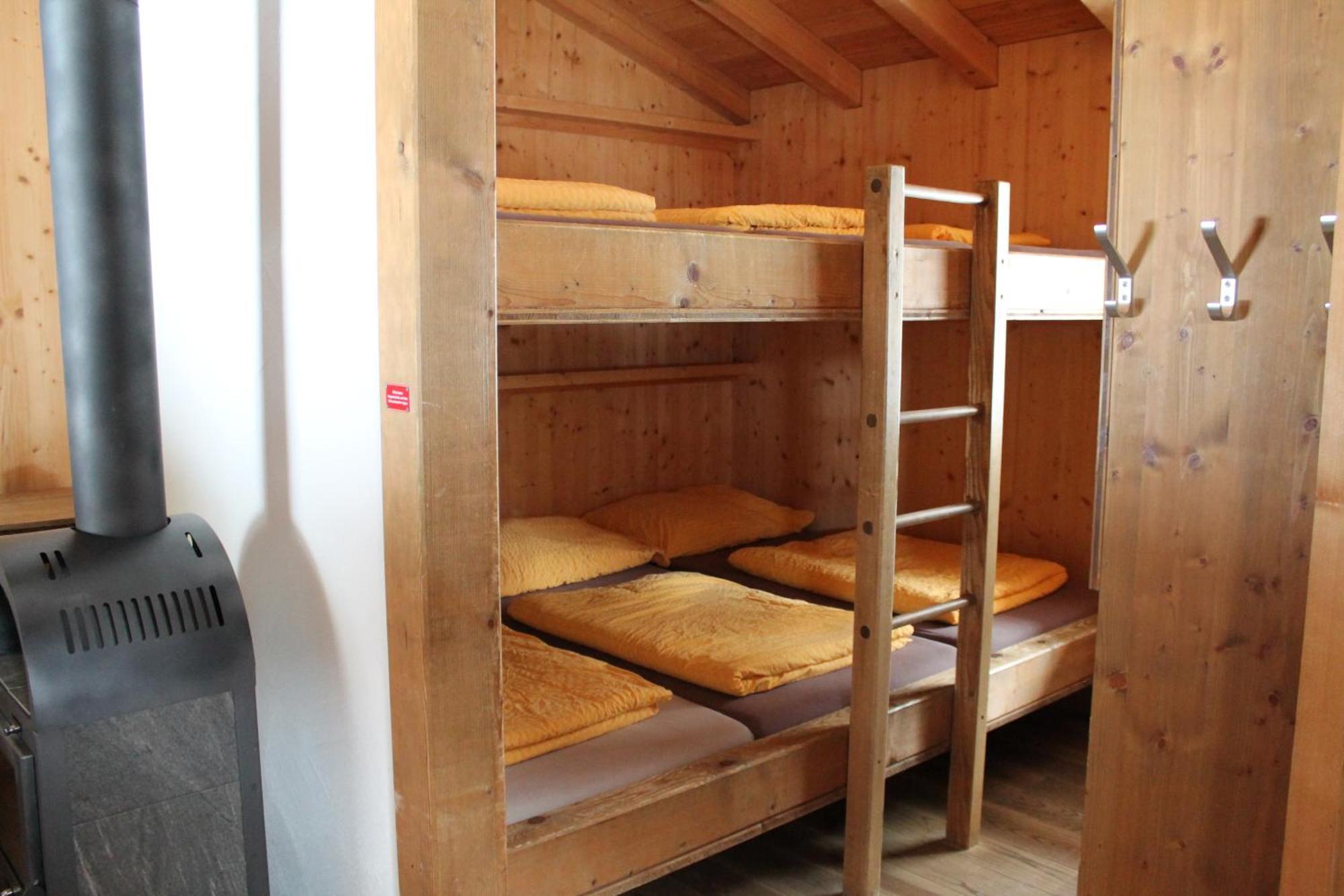 Hüttenhotel Husky Lodge Muotathal